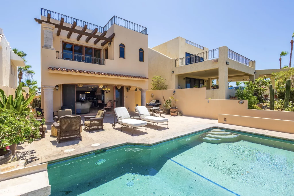 Dream Properties in Palmilla