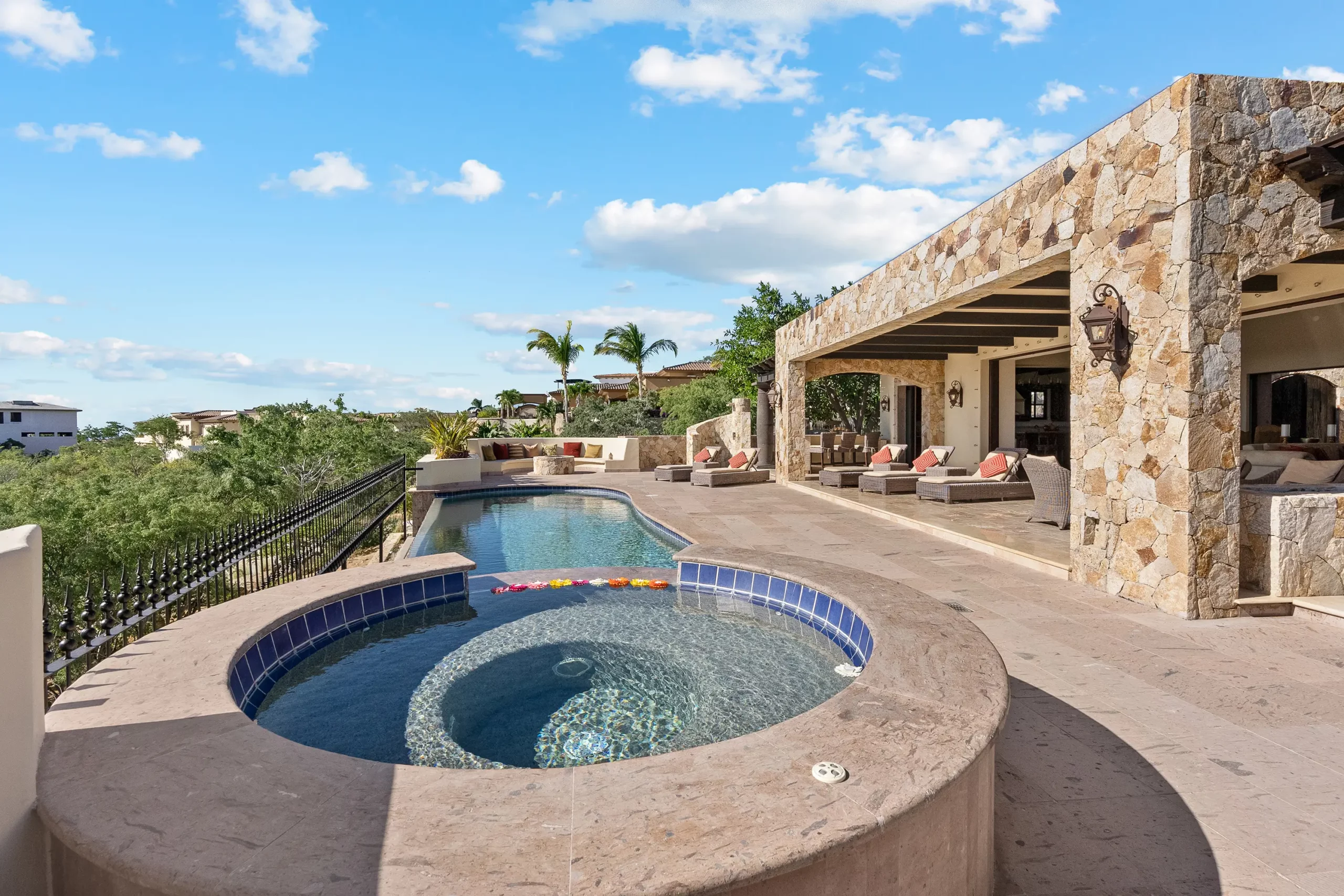 Custom Luxury Homes in Palmilla