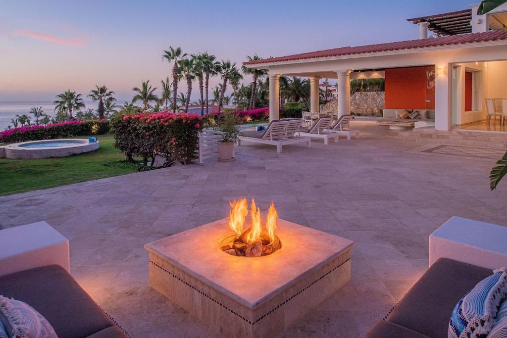 Custom Luxury Homes in Palmilla