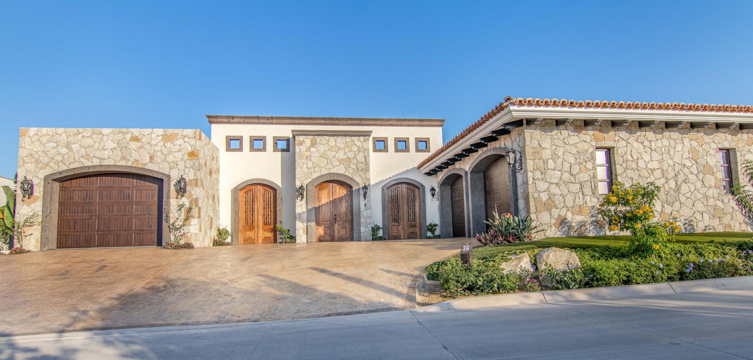 Palmilla La Caleta Why wait 2-3 for sale